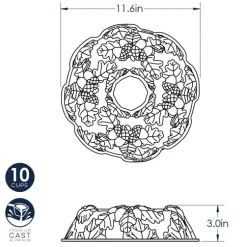 Autumn Wreath Bundt® Pan