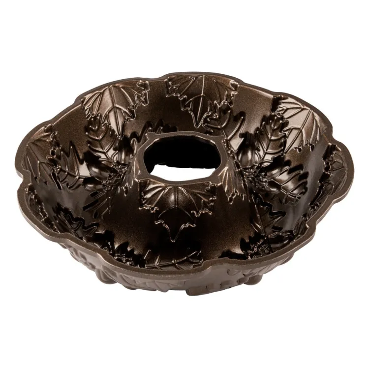 Autumn Wreath Bundt® Pan