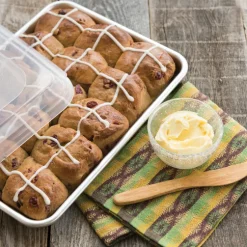 Bakeware Lid for Quarter Sheet, Muffin and 9x13 Pans