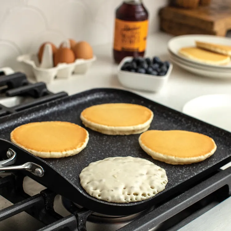 Basalt™ 11" Square Griddle
