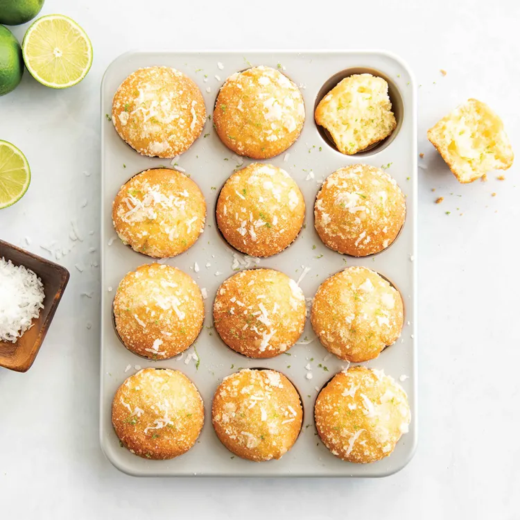 Brilliant™ Bakeware Essential Nonstick Baking Pan Set