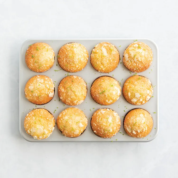 Brilliant™ Bakeware Nonstick Muffin Pan