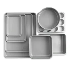 Brilliant™ Bakeware 8-Piece Nonstick Pan Set