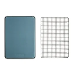 Brilliant™ Half Sheet with Oven-Safe Nonstick Grid