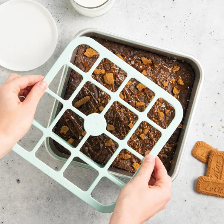 Brownie Buddy® Cutter