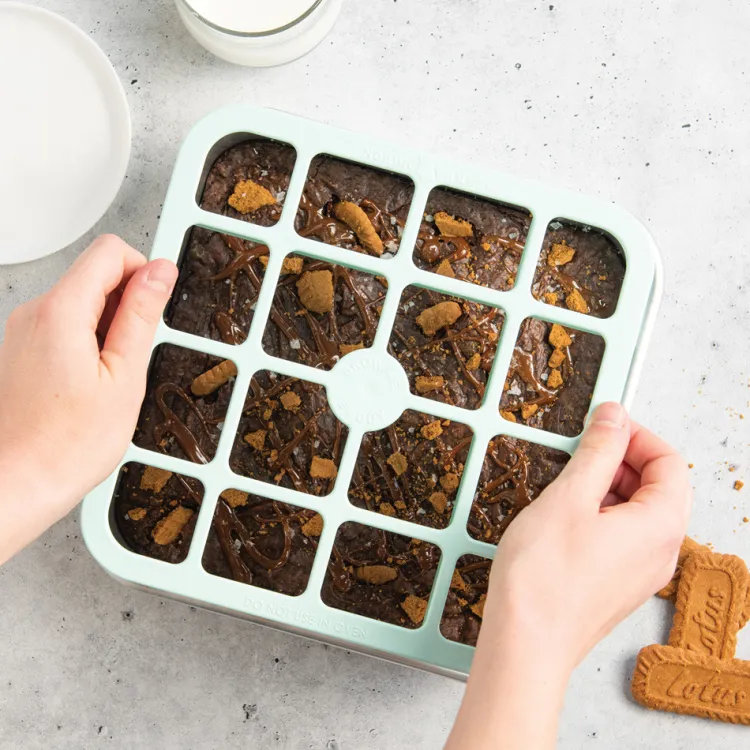 Brownie Buddy® Cutter