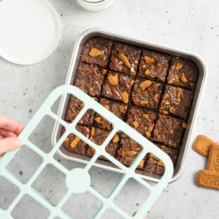 Brownie Buddy® Cutter