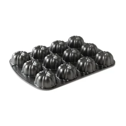 Bundt® Brownie Pan