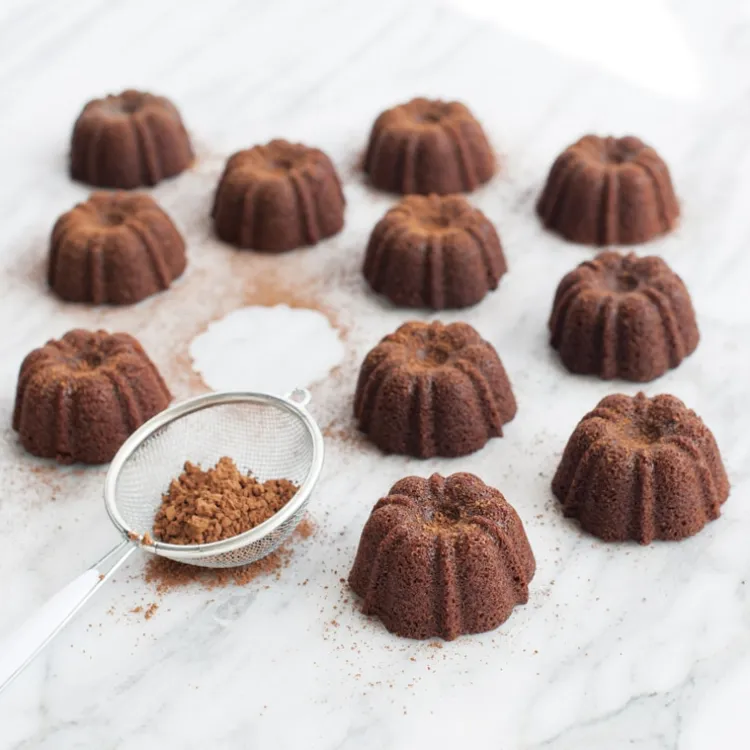 Bundt® Brownie Pan
