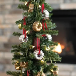 Bundt® Collectible Ornament
