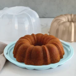Bundt® Pan with Translucent Cake Keeper