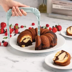 Bundt® Slicer