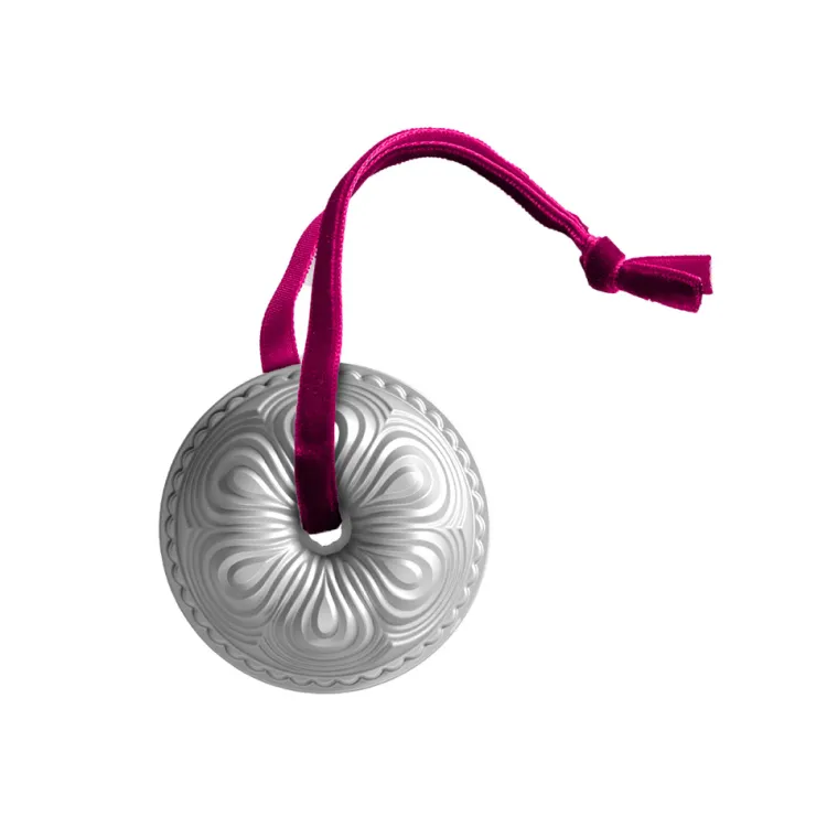 Chiffon Bundt® Collectible Ornament