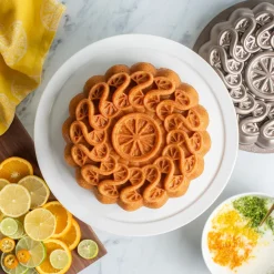 Citrus Twist Cake Pan