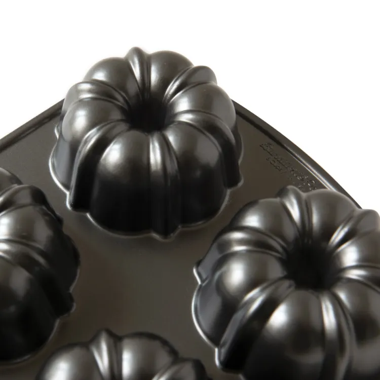 Classic Bundtlette® Cake Pan