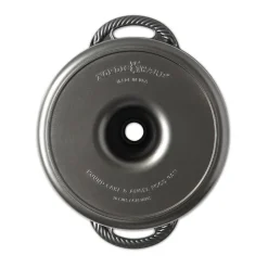 Classic Cast Pound Cake and Angelfood Pan