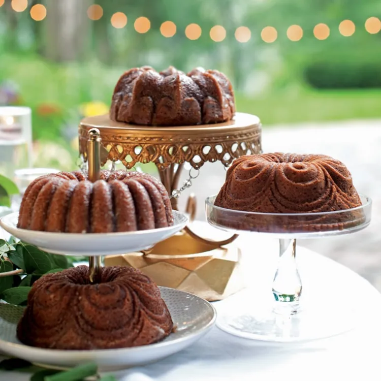 9 Cup Bundt® Quartet Pan