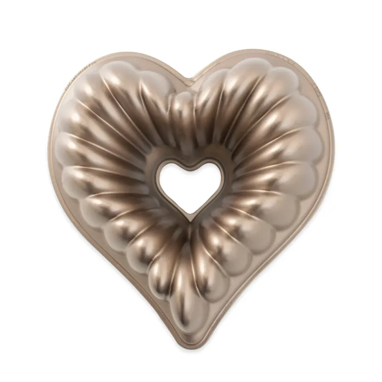 10 Cup Elegant Heart Bundt® Pan