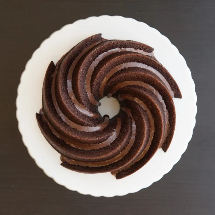 6 Cup Heritage Bundt® Pan