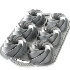 4 Cup Heritage Mini Bundtlette® Pan