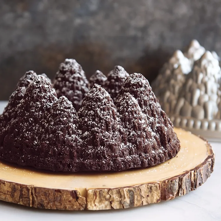 9 Cup Pine Forest Bundt® Pan