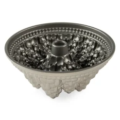 9 Cup Pine Forest Bundt® Pan