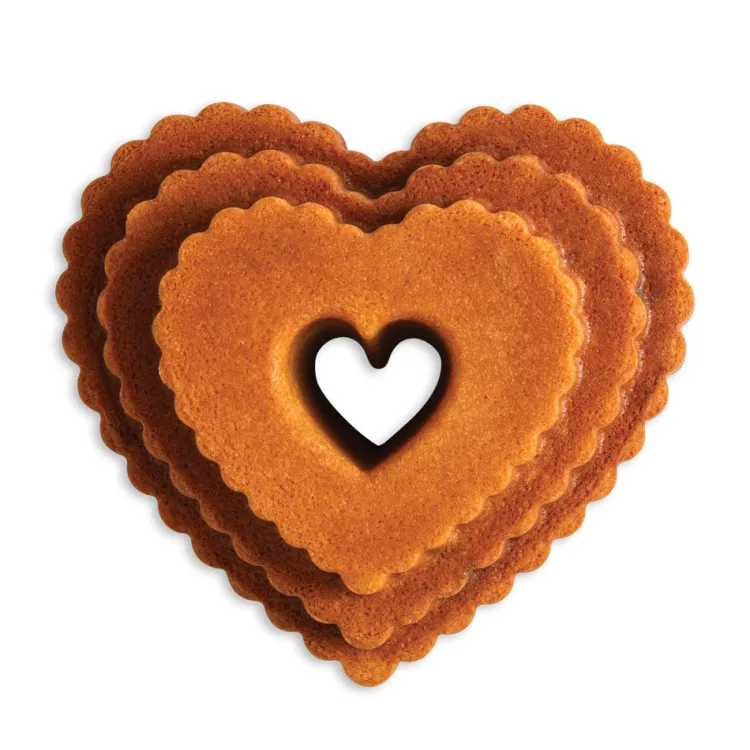 12 Cup Tiered Heart Bundt® Pan