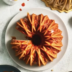 Cut Crystal Bundt® Pan
