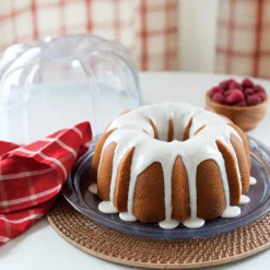 Deluxe Bundt® Cake Keeper