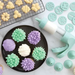 Deluxe Spritz Maker & Treat Decorating Set