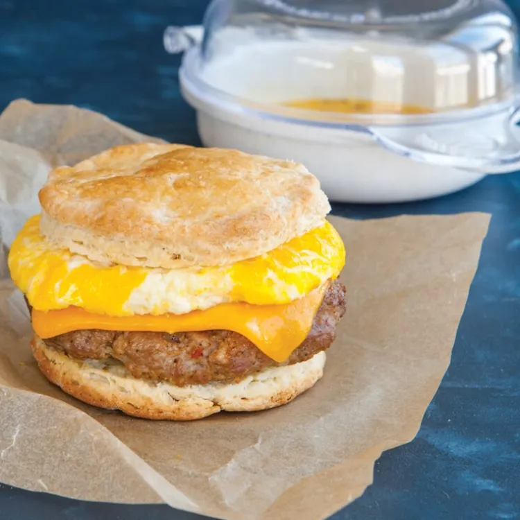 Eggs 'N Muffin Breakfast Pan