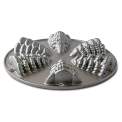 Evergreen Tree Cakelet Pan