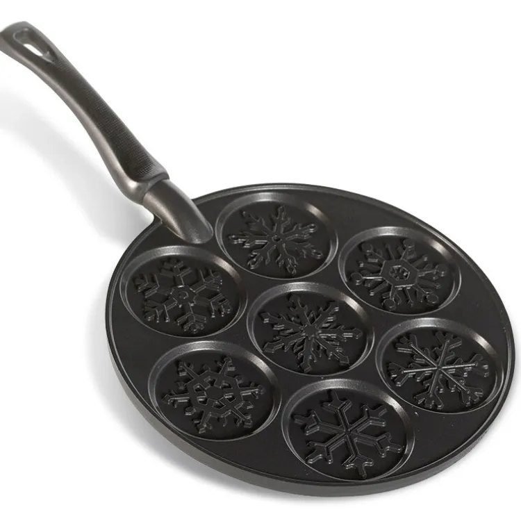 Falling Snowflake Pancake Pan
