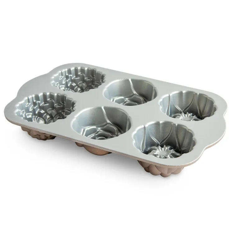 Floral Cakelet Pan