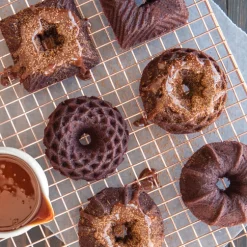 Geo Bundtlette® Pan