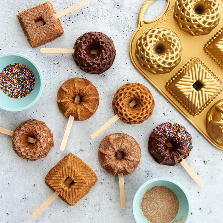 Geo Bundtlette® Pan