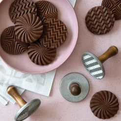 Geo Cast Cookie Stamps