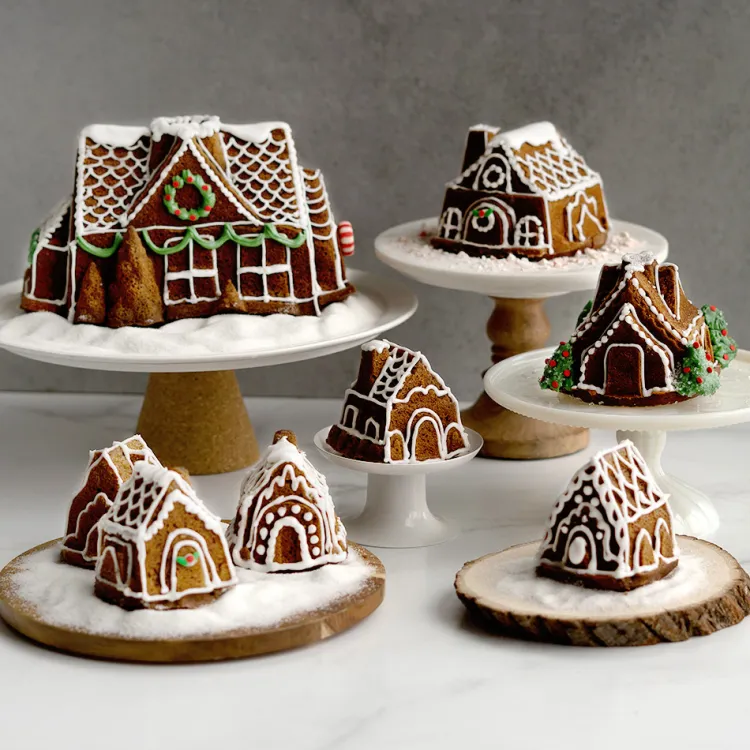 Gingerbread House Duet Pan