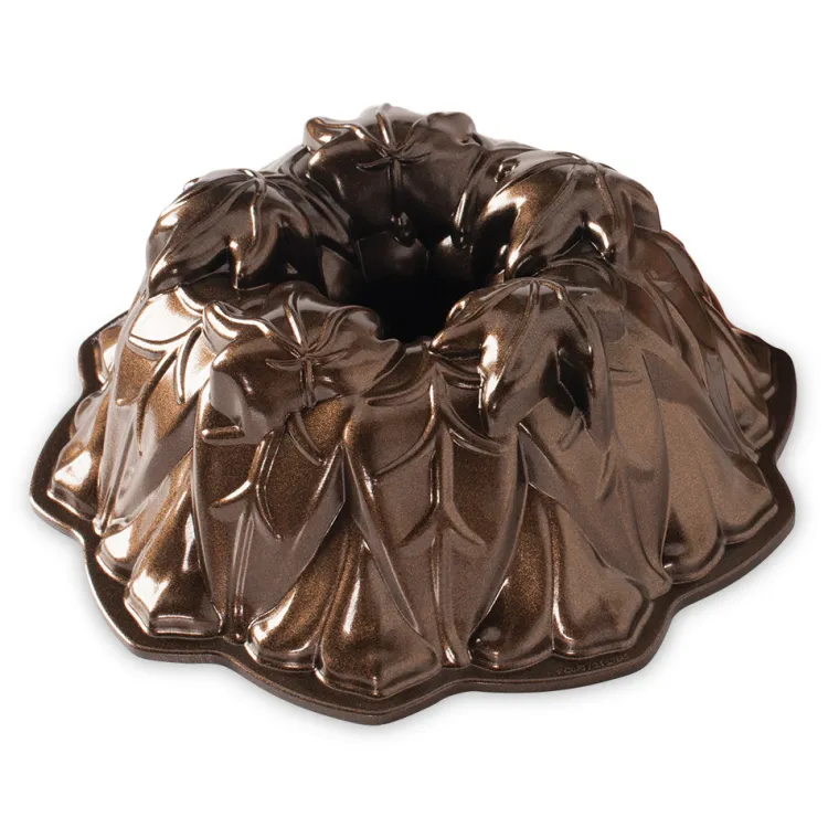 Harvest Leaves Bundt® Pan
