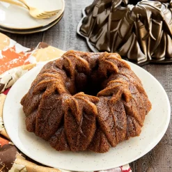 Harvest Leaves Bundt® Pan