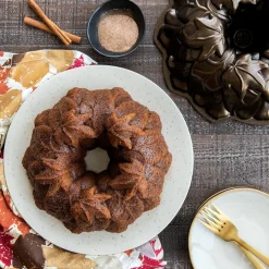 Harvest Leaves Bundt® Pan