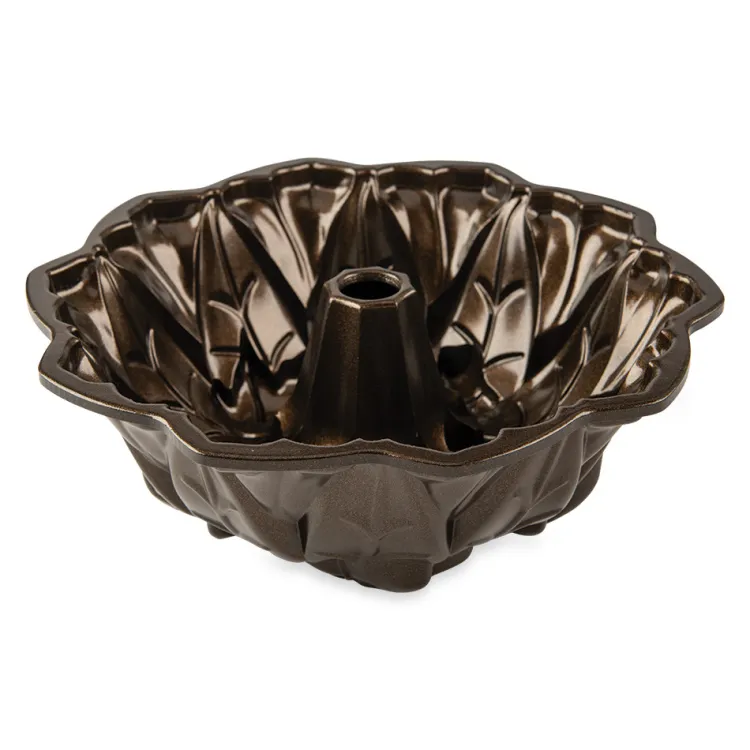 Harvest Leaves Bundt® Pan