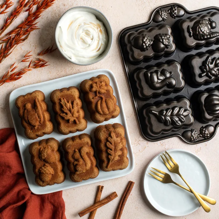 Harvest Mini Loaf Pan