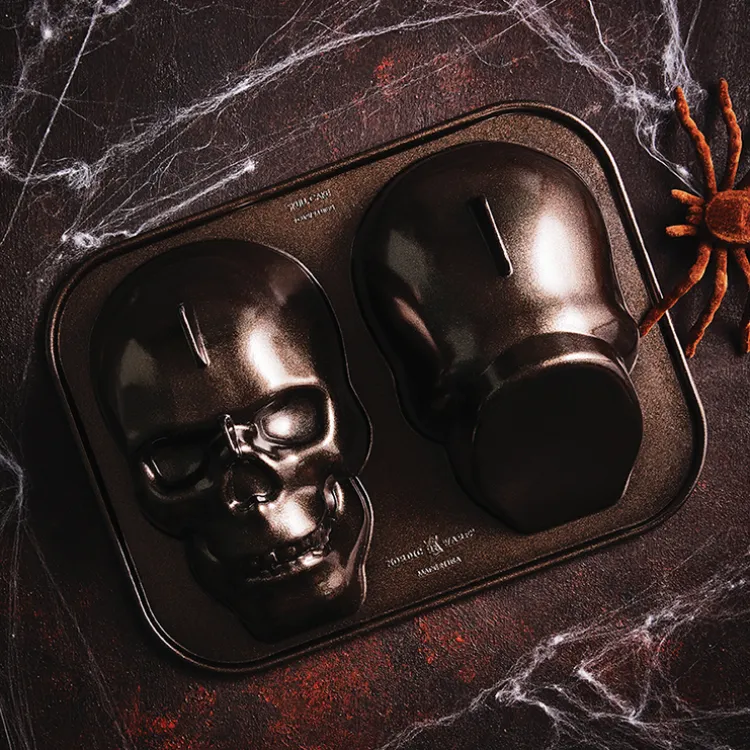 Haunted Skull Cake Pan