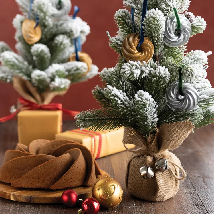 Heritage Bundt® Collectible Ornament