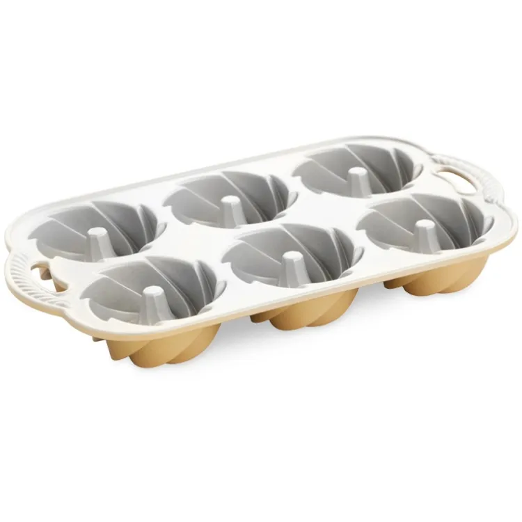 Heritage Mini Bundt® Cake Pan