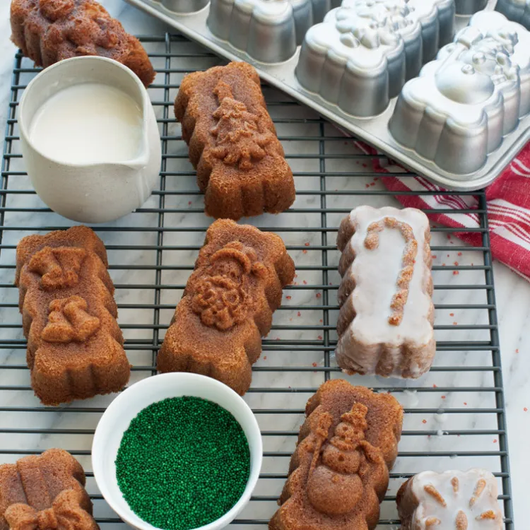 Holiday Mini Loaf Pan