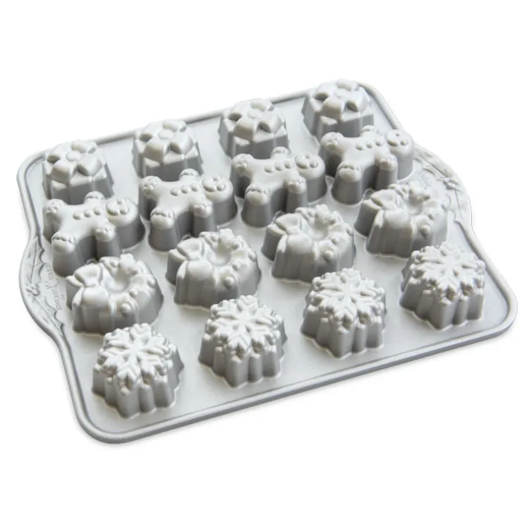 Holiday Teacakes Cakelet Pan
