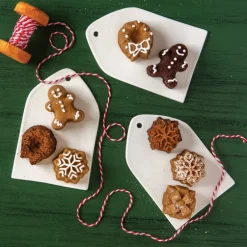 Holiday Teacakes Cakelet Pan