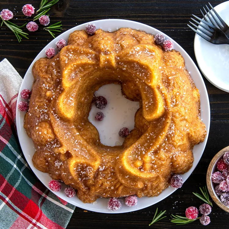 Holiday Wreath Pan